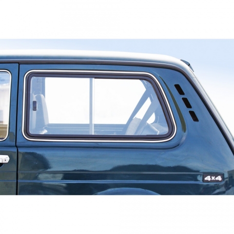 παραθυρα πισω ανοιγωμενα lada niva